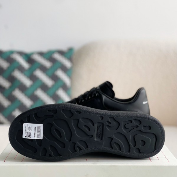 Alexander McQueen black letter Sneakers