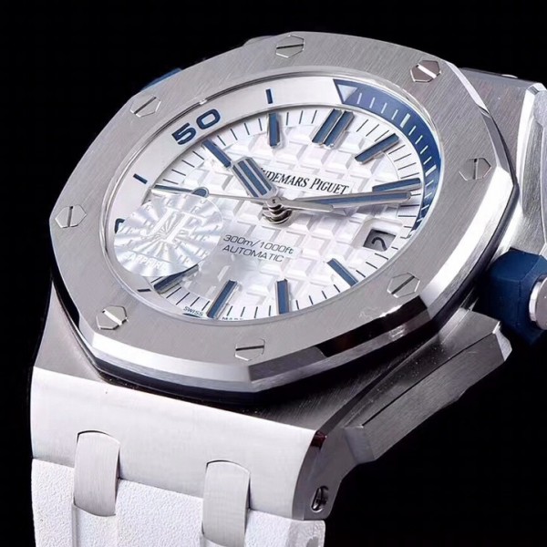 Audemars Piguet Royal Oak Offshore series mechanical men’s Watch V 8 version, Color series