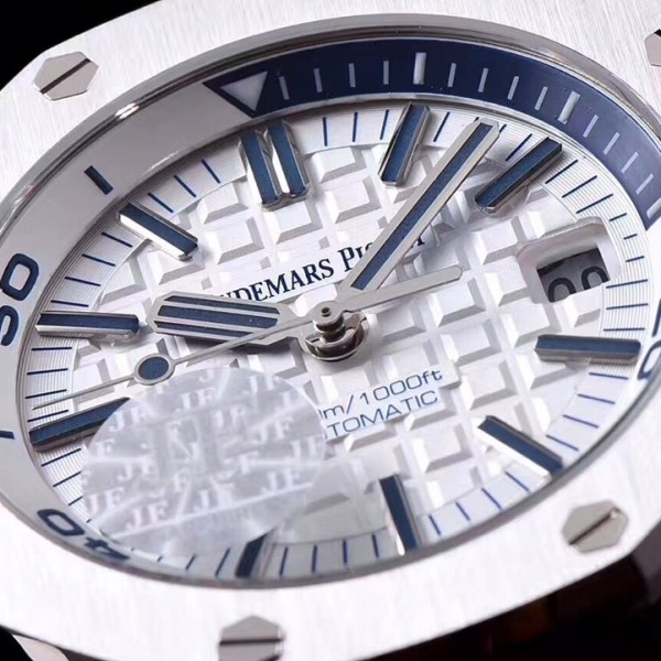 Audemars Piguet Royal Oak Offshore series mechanical men’s Watch V 8 version, Color series