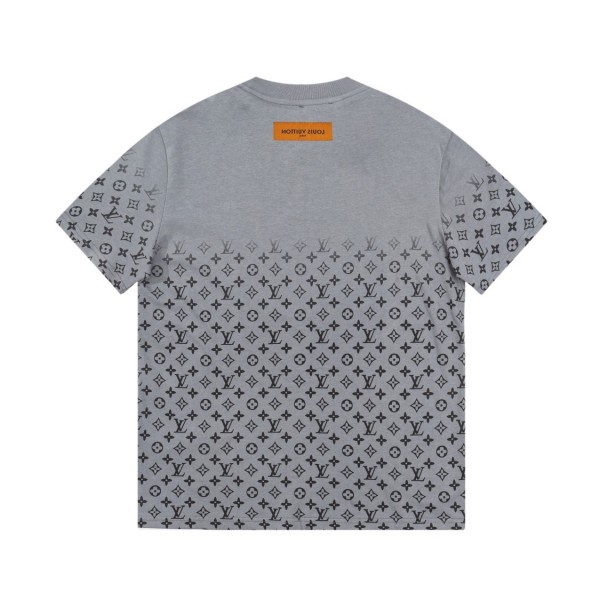 Louis Vuitton 230,000 new T-shirts for spring and summer