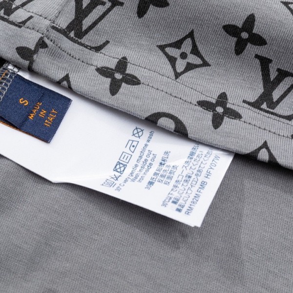 Louis Vuitton 230,000 new T-shirts for spring and summer