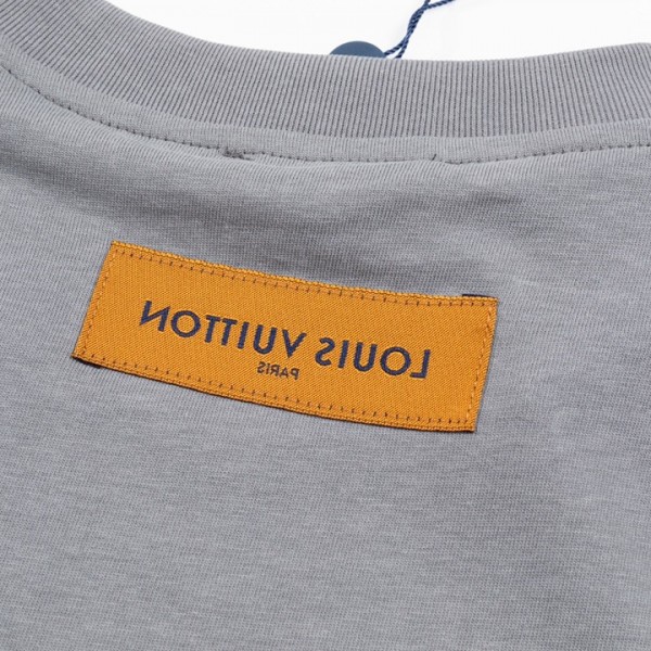 Louis Vuitton 230,000 new T-shirts for spring and summer