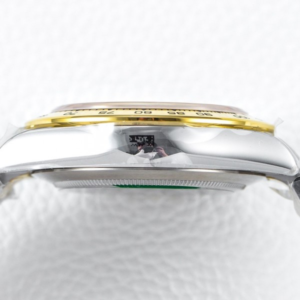 Rolex Trithong had his own Cal.4130