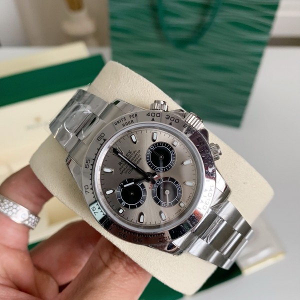 Rolex Trithong had his own Cal.4130