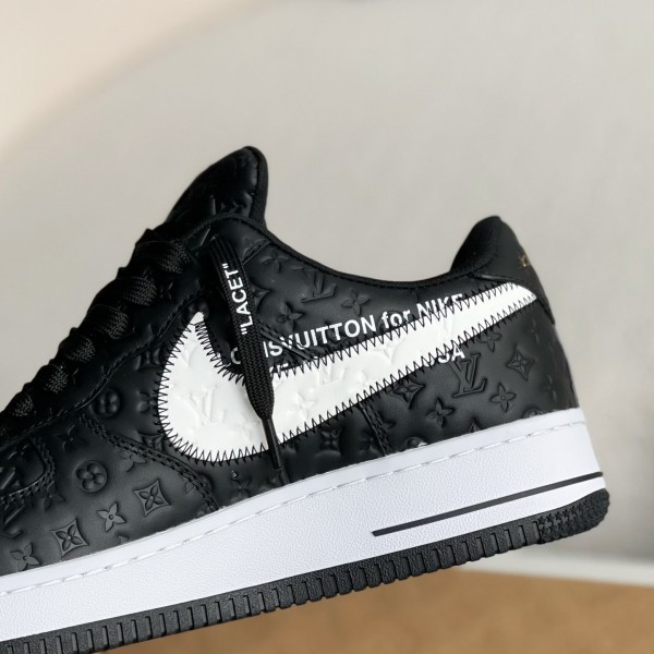 Nike x Louis Vuitton Trainers Sneakers