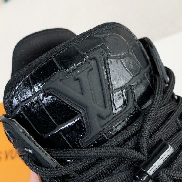 LOUIS VUITTON TRAINER MAXI  SNEAKERS