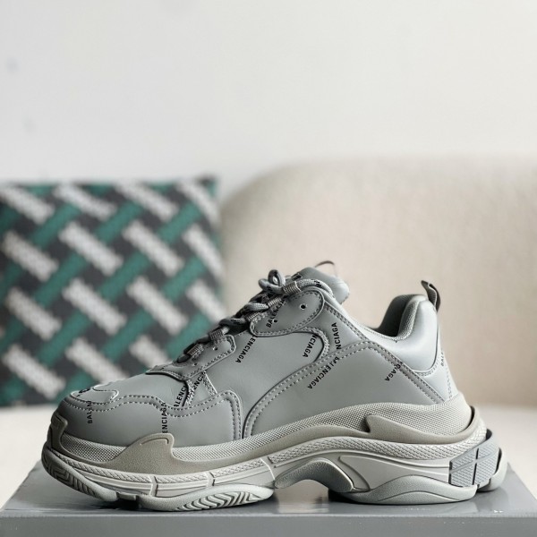 Balenciaga Runner Sneakers