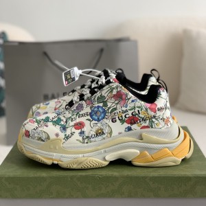 「#795」Gucci X Balenciaga Triple S Sneakers