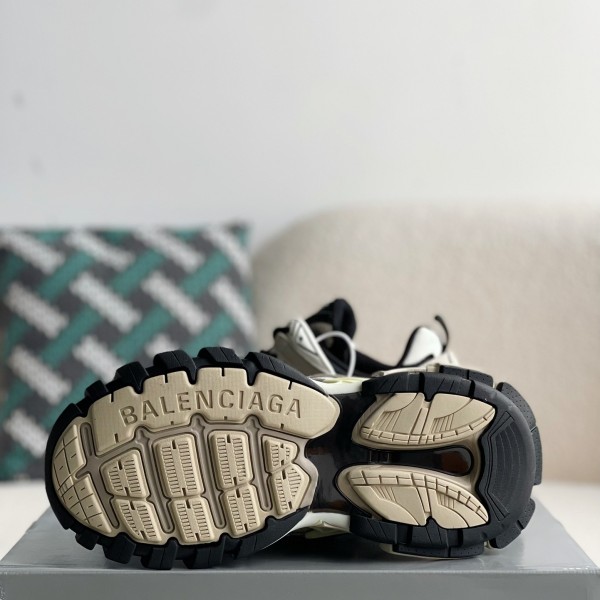 Balenciaga Runner Sneakers