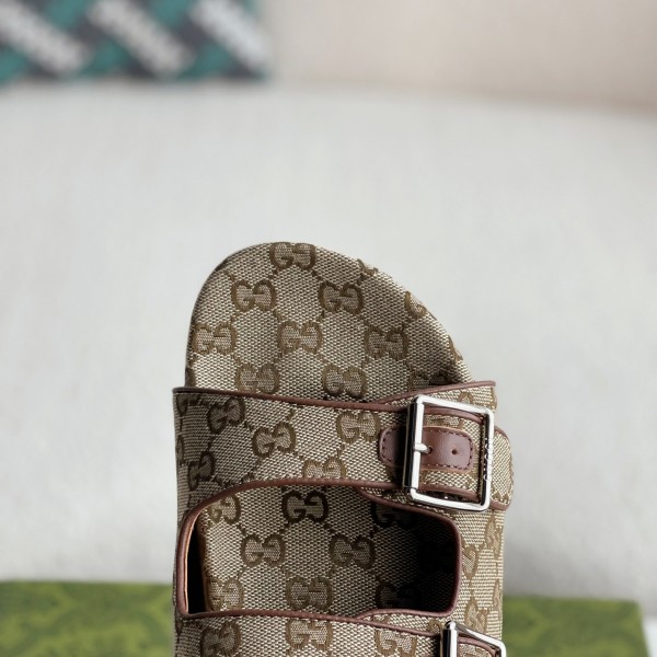 Gucci sandals