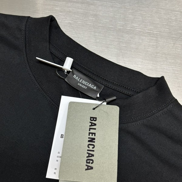 Balenciaga double back embroidered short sleeves