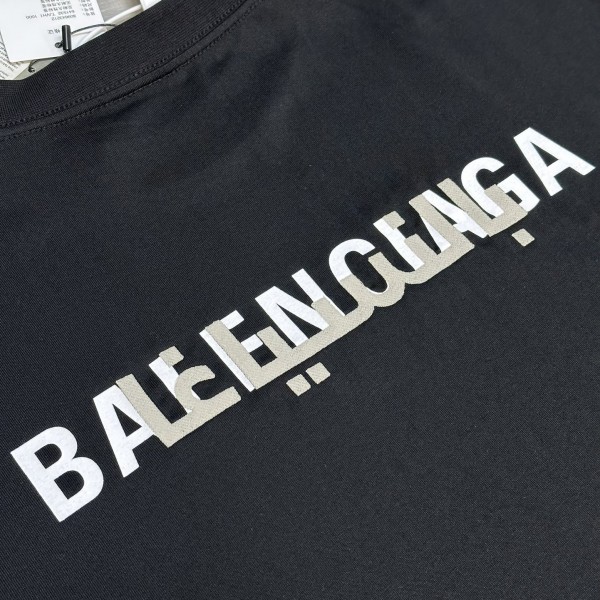 Balenciaga double back embroidered short sleeves