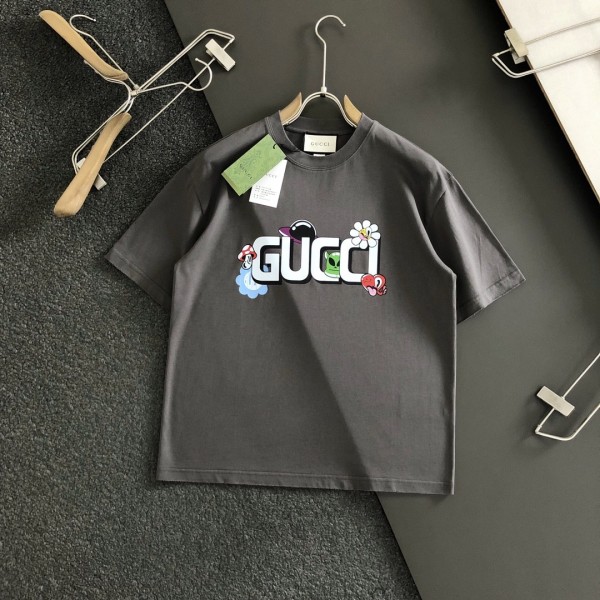 Gucci  t-shirt