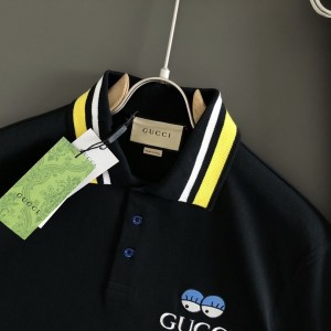 「#2857」Gucci Floral neckline embroidered polo shirt with cartoon lettering