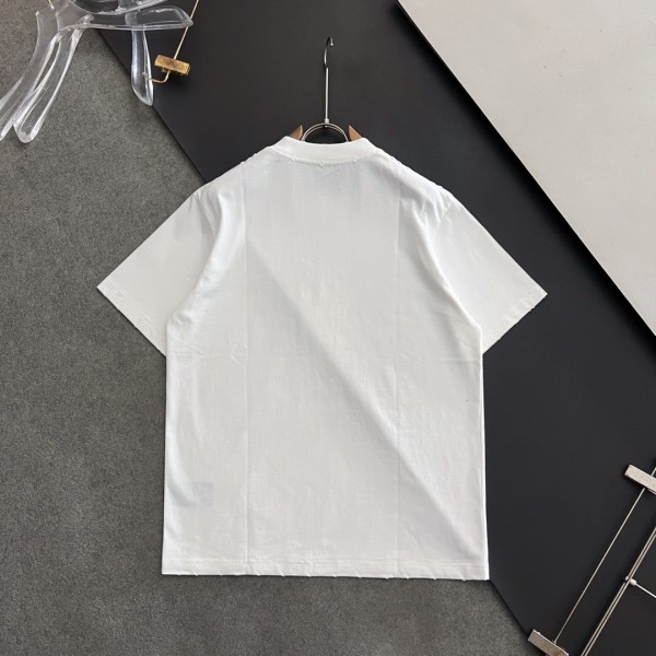 Gucci 24 latest t-shirts