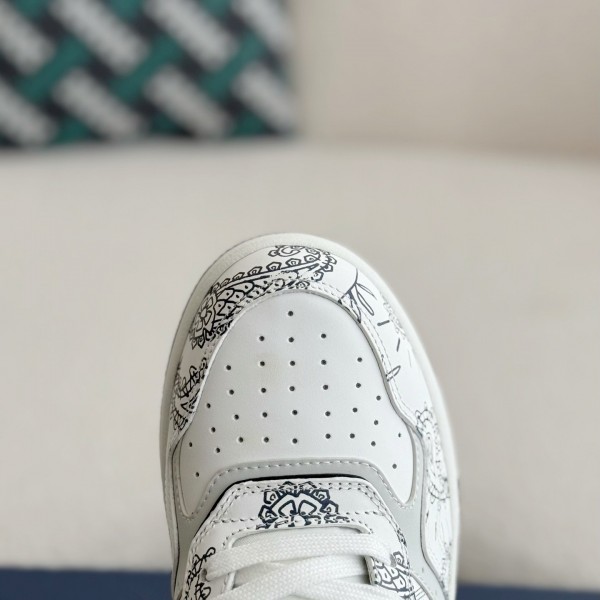 DIOR HIGH LEVEL B27 Sneaker