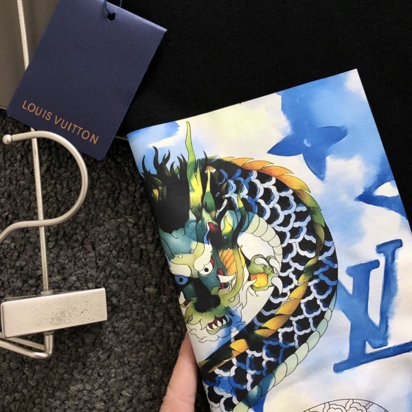 Louis Vuitton Dragon Cloud printed T-shirt