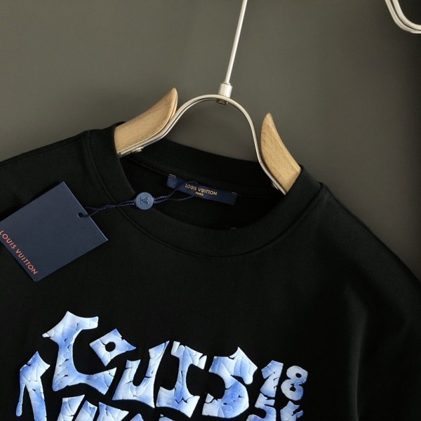 Louis Vuitton Three-dimensional foam letter doodle round-neck t-shirt