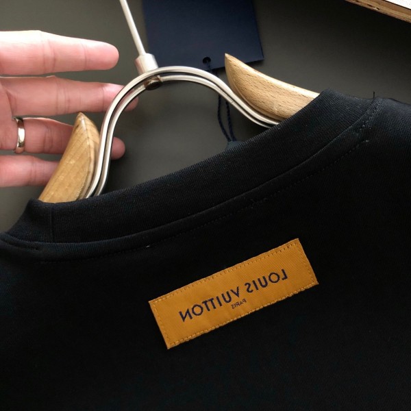 Louis Vuitton Three-dimensional foam letter doodle round-neck t-shirt