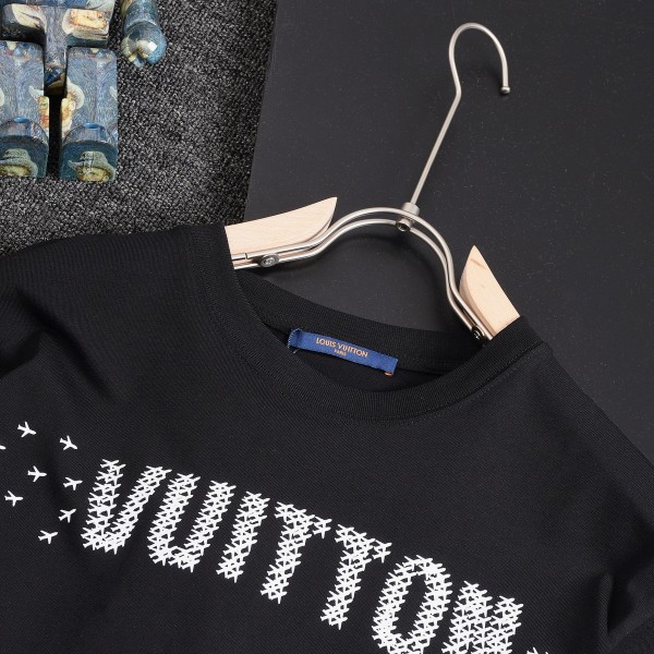 Louis Vuitton 24SS early spring new large-scale small aircraft printed t-shirt
