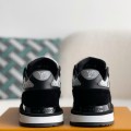 「#2902」LOUIS VUITTON SNEAKERS