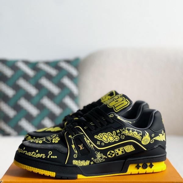 LOUIS VUITTON SNEAKERS