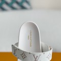 「#2916」LOUIS VUITTON SLIPPERS
