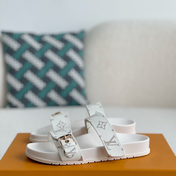 LOUIS VUITTON SLIPPERS