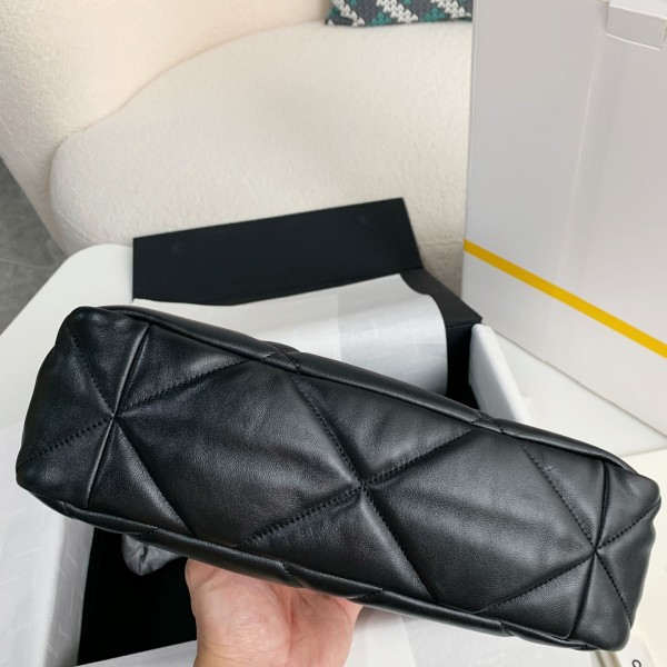 Chanel handbag  Size:30*10*20cm