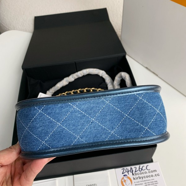 Chanel Denim Hobo pocket straggler shoulder bag  Size：22*6*24cm