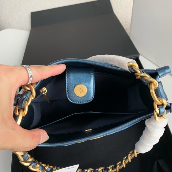 Chanel Denim Hobo pocket straggler shoulder bag  Size：22*6*24cm