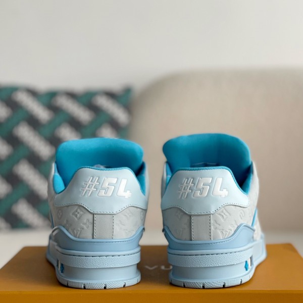 LOUIS VUITTON SNEAKERS