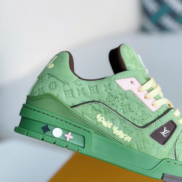 LOUIS VUITTON SNEAKERS