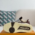 「#2957」LOUIS VUITTON SNEAKERS