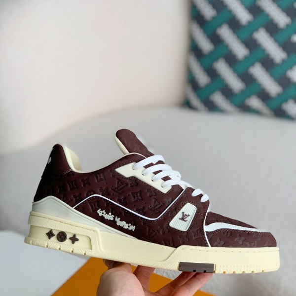 LOUIS VUITTON SNEAKERS
