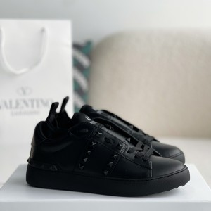 「#2963」Valentino One Stud Sneakers