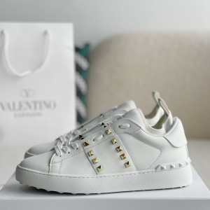 「#2967」Valentino One Stud Sneakers