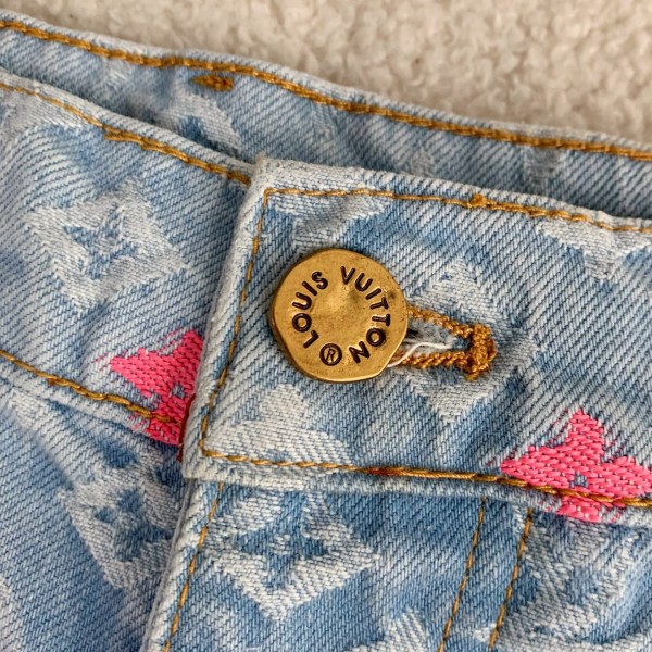 Louis Vuitton  Costumes