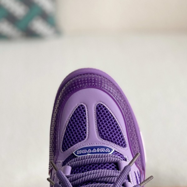LOUIS VUITTON RUNNER TATIC sneakers