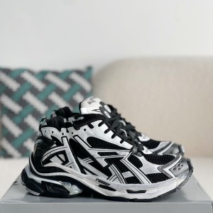 「#3006」 Balenciaga Runner Sneakers