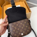 「#3017」Louis Vuitton New season Montsouris Small Messenger Bag M47060  Size：20*17*7cm