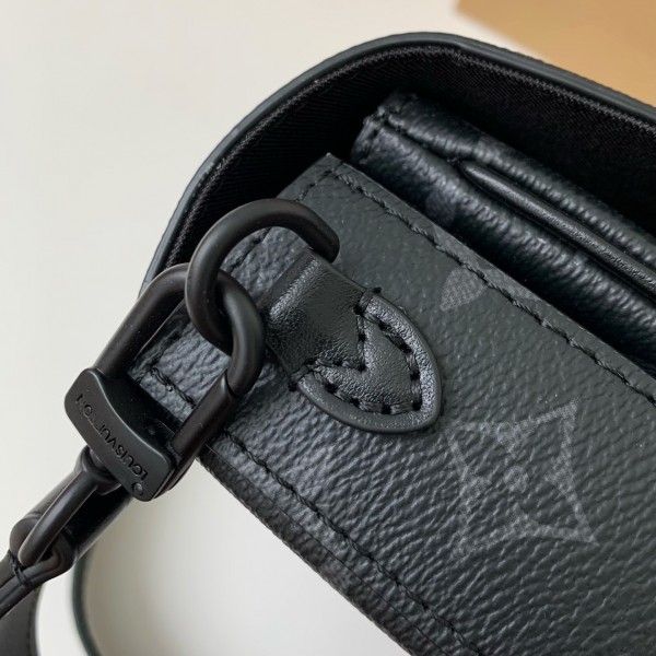 Louis Vuitton New season Montsouris Mini Bag M83567  Size：22*12*6cm