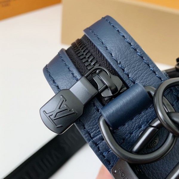 Louis Vuitton The new TRIO Postman Pack M24753  Size： 25*18.5*7cm