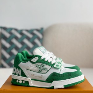 「#3027」LOUIS VUITTON TRAINER Sneakers