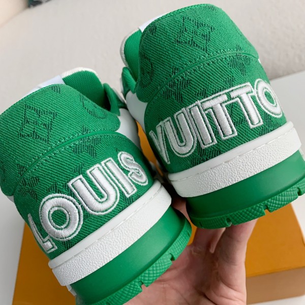 LOUIS VUITTON TRAINER Sneakers