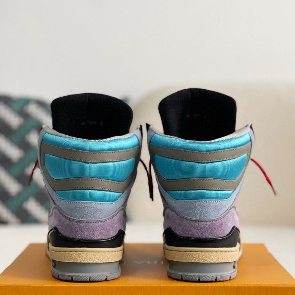 LOUIS VUITTON TRAINER SNEAKERS