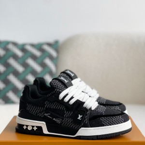 「#3077」LOUIS VUITTON SNEAKERS