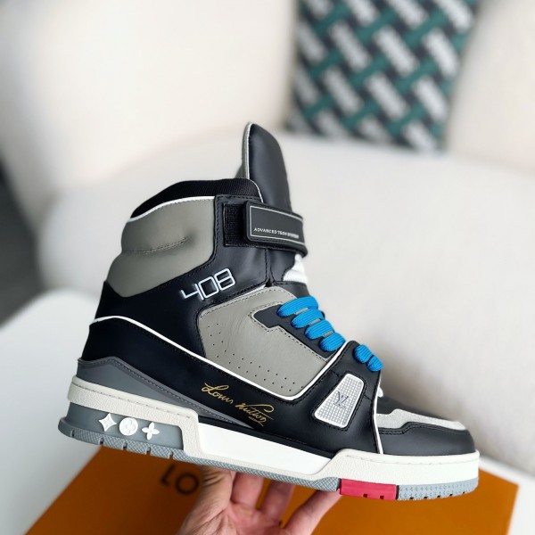 LOUIS VUITTON TRAINER SNEAKERS