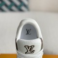 「#3135」 LOUIS VUITTON TRAINER SNEAKERS