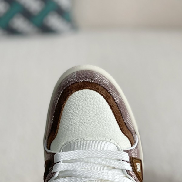 LOUIS VUITTON TRAINER SNEAKERS